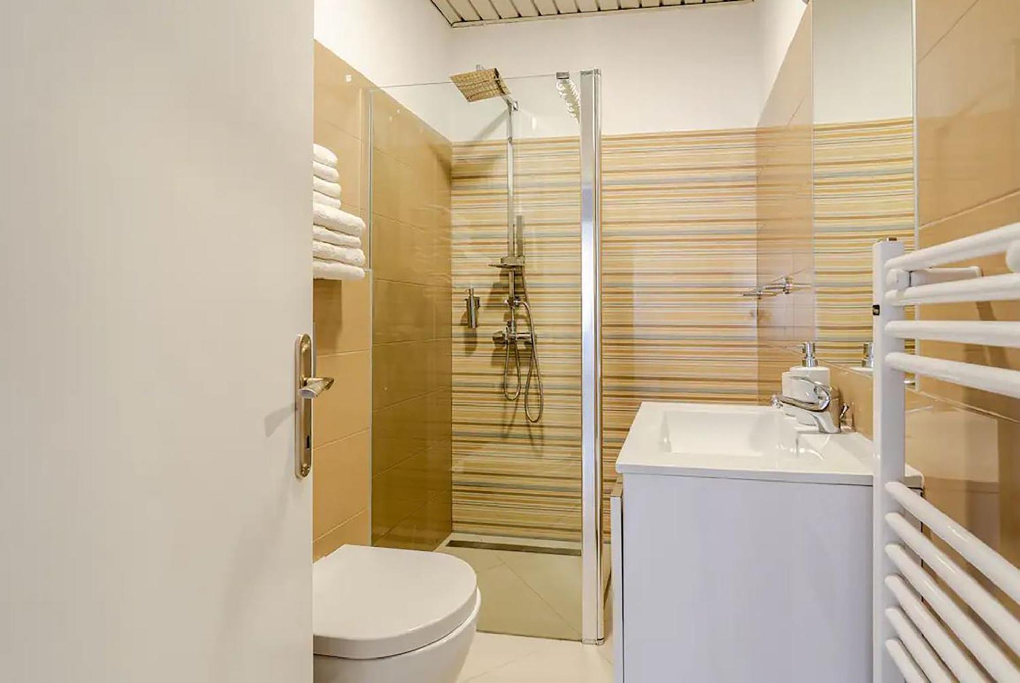 פורץ Apartments Maras מראה חיצוני תמונה