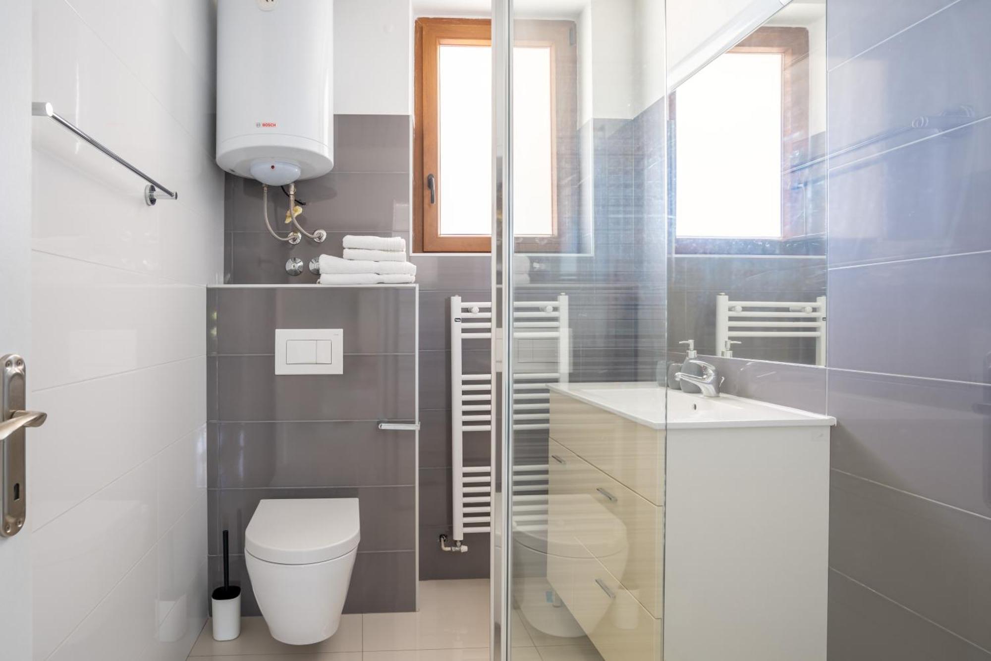 פורץ Apartments Maras מראה חיצוני תמונה