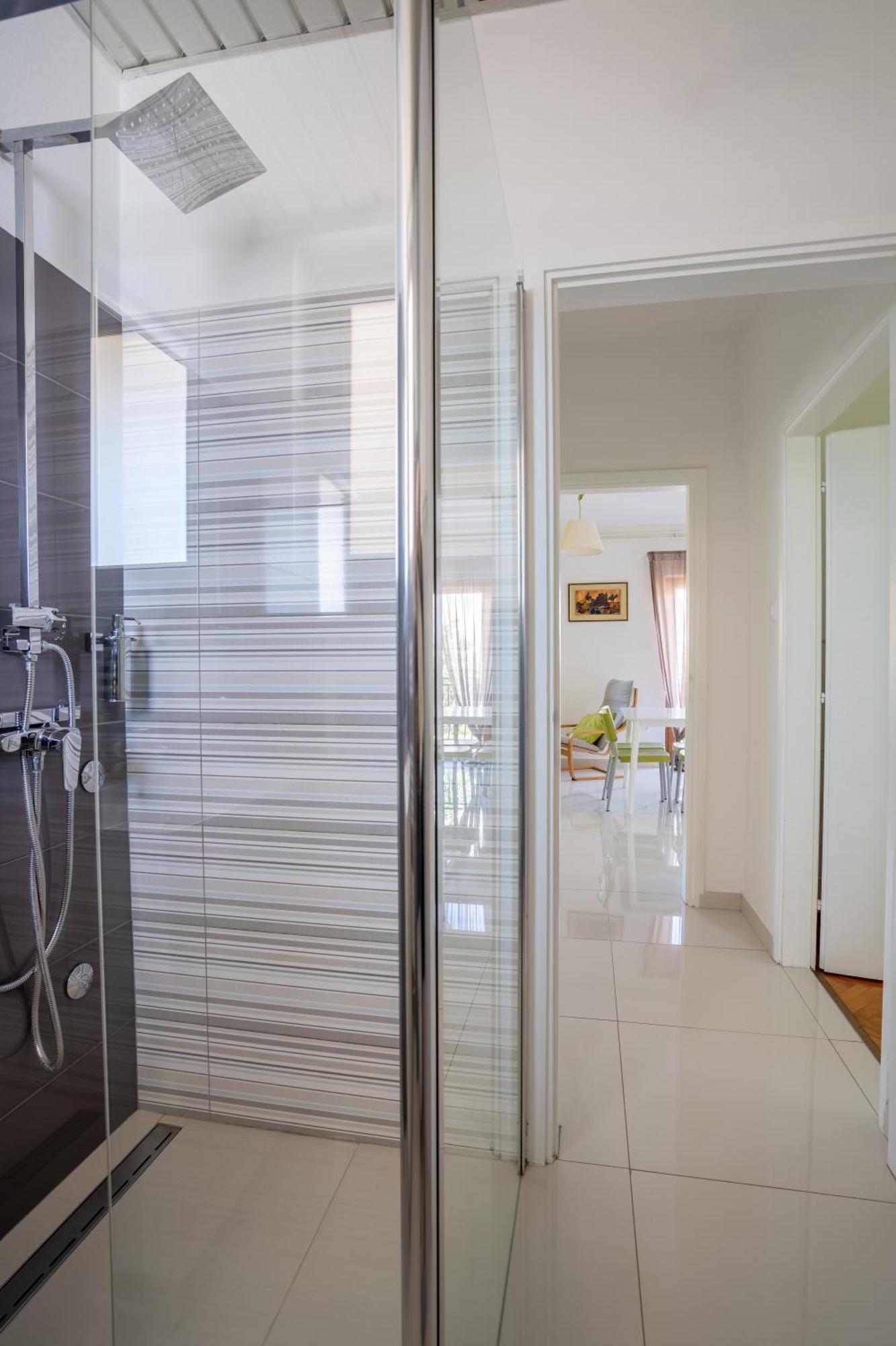 פורץ Apartments Maras מראה חיצוני תמונה