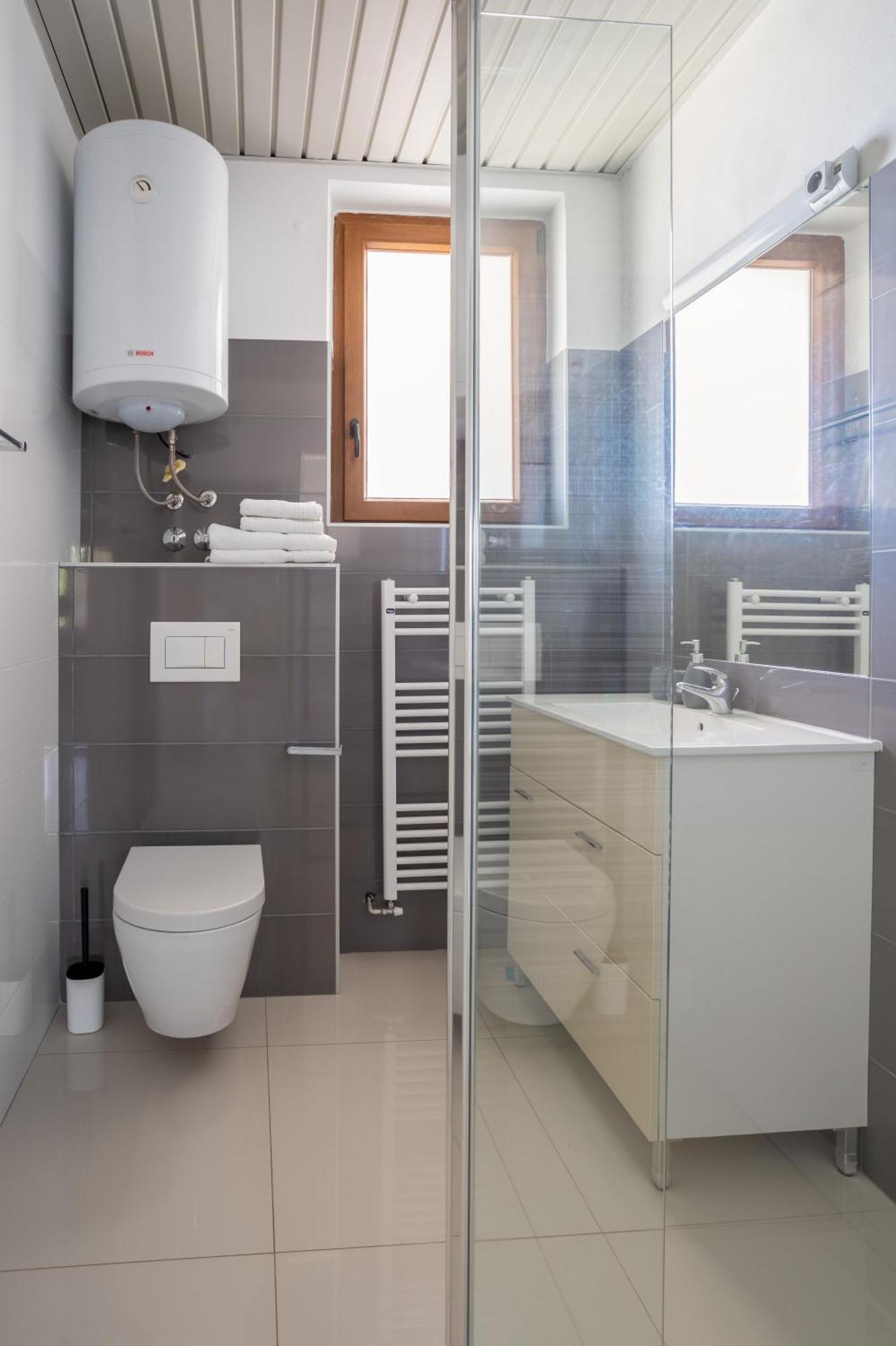 פורץ Apartments Maras מראה חיצוני תמונה