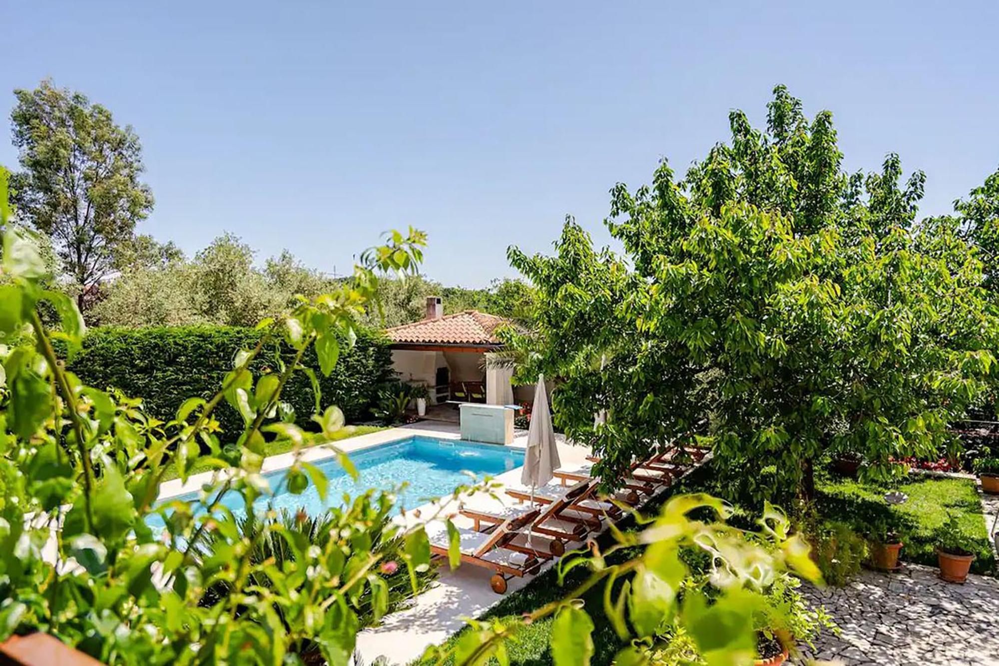 פורץ Apartments Maras מראה חיצוני תמונה