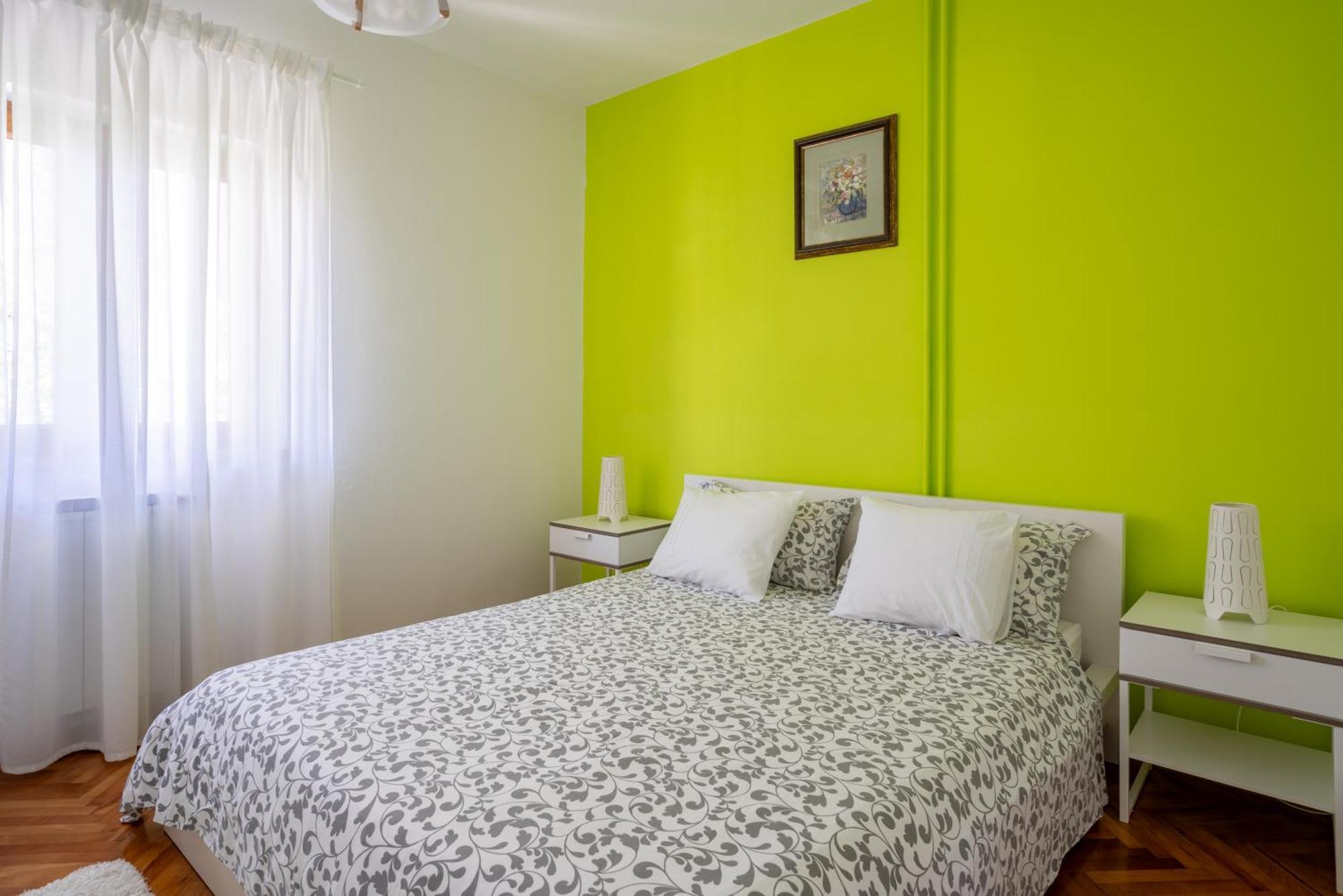 פורץ Apartments Maras מראה חיצוני תמונה